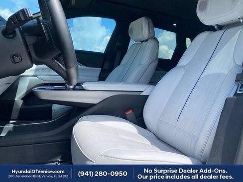 Used 2025 Cadillac Lyriq Sport w/ LPO, Floor Liner Package AWD/4WD image 2