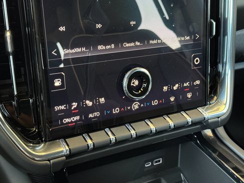 New 2026 GMC Yukon Elevation w/ Elevation Premium Package AWD/4WD image 22
