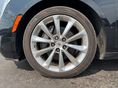 Used 2013 Cadillac XTS Luxury FWD image 13