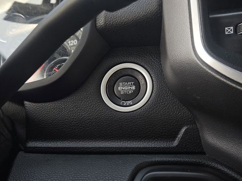 Used 2024 RAM 3500 Big Horn image 24