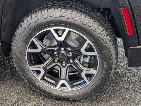 New 2025 Jeep Wagoneer Series II image 8