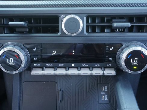 Used 2024 Toyota Tacoma TRD Pro AWD/4WD image 13