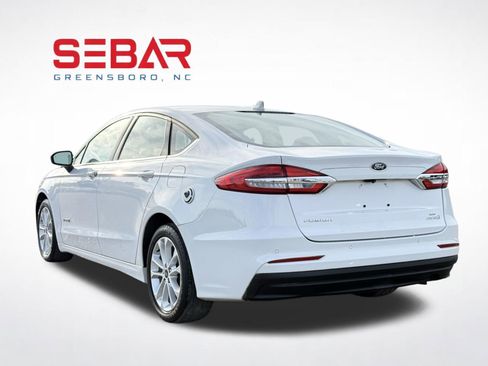 Used 2019 Ford Fusion SE FWD image 8