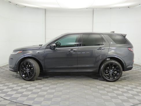 Used 2025 Land Rover Discovery Sport S image 8