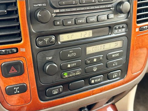 Used 2000 Lexus LX 470 4WD image 14