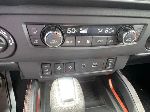 Used 2025 Nissan Frontier PRO-4X w/ Pro Premium Package AWD/4WD image 19