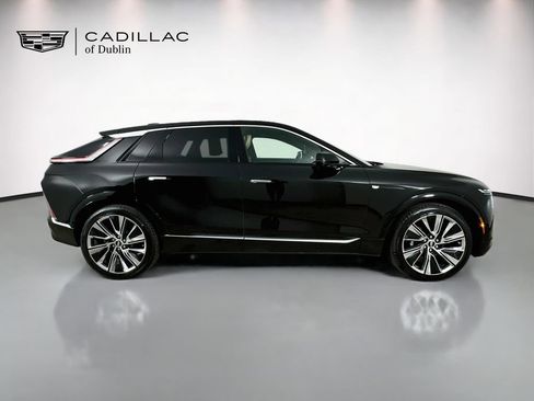 Certified 2026 Cadillac Lyriq Signature Luxury w/ Nappa Leather Package AWD/4WD image 4