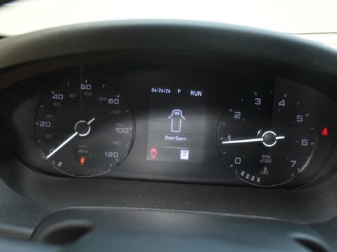 Used 2025 RAM ProMaster 2500 w/ Convenience Group FWD image 13