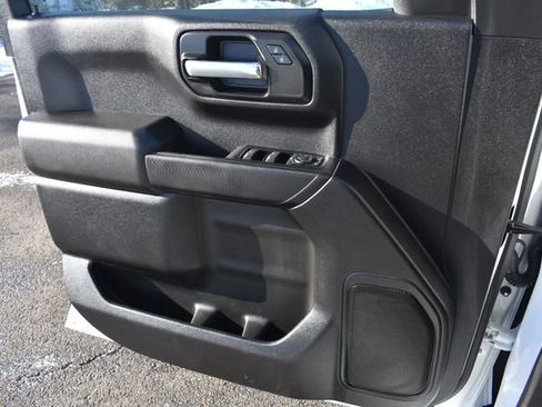 Used 2024 Chevrolet Silverado 1500 Custom image 34