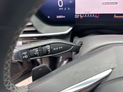 Used 2025 Buick Envision Preferred image 22