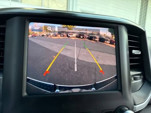 Used 2022 RAM 1500 Big Horn RWD image 19