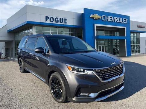 Used 2022 Kia Carnival SX Prestige image 1