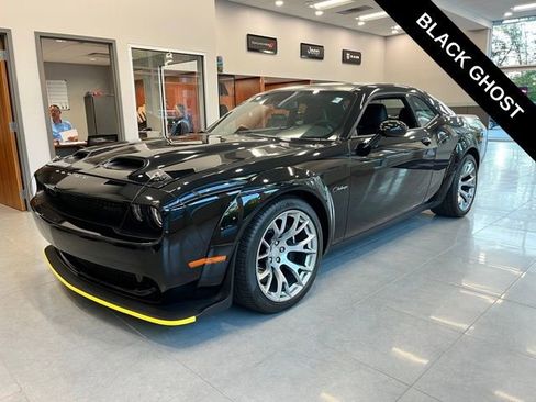 Used 2023 Dodge Challenger SRT Hellcat Redeye RWD image 2