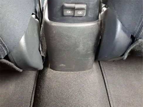 Used 2024 Nissan Kicks S image 14