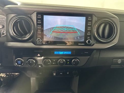 Used 2023 Toyota Tacoma TRD Off-Road image 22