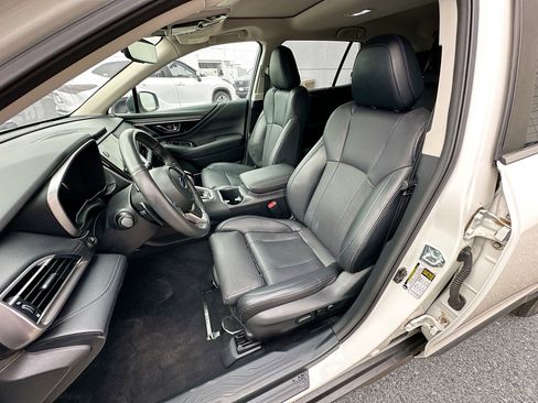 Used 2024 Subaru Outback Limited image 13