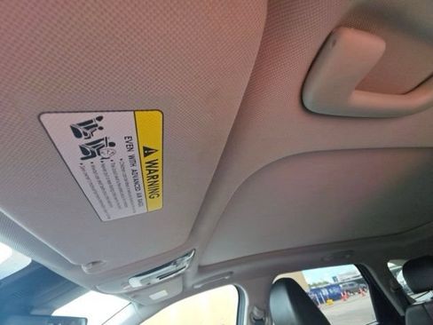 Certified 2024 Kia Sorento SX FWD image 13