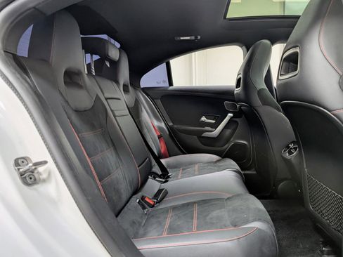 Used 2025 Mercedes-Benz CLA 35 AMG 4MATIC image 22