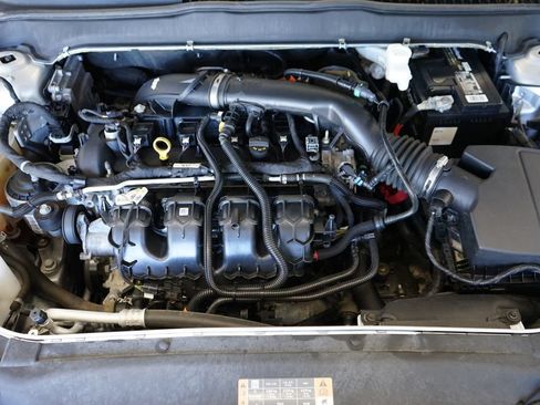 Used 2019 Ford Fusion SE AWD/4WD image 47
