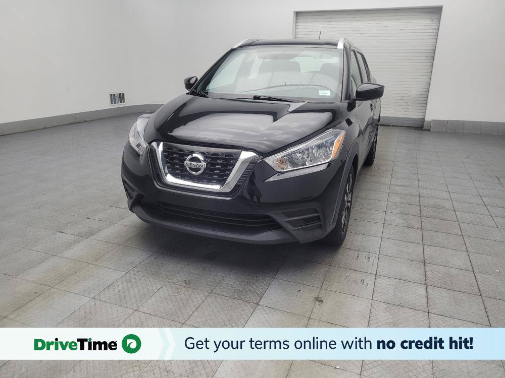 Used 2019 Nissan Kicks SV FWD image 1