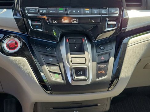Used 2024 Honda Odyssey Touring image 31