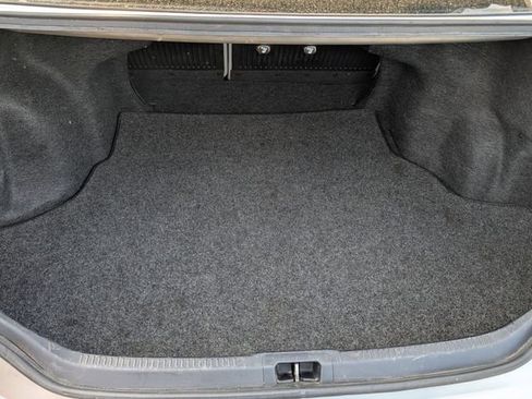 Used 2017 Toyota Camry LE FWD image 26