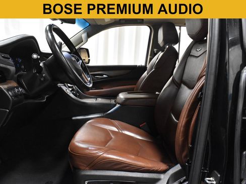 Used 2019 Cadillac Escalade ESV Premium Luxury AWD/4WD image 4