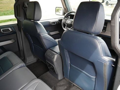 Used 2022 Ford Bronco Outer Banks image 48