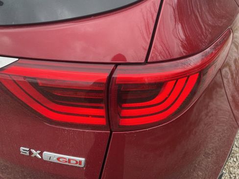 Used 2017 Kia Sportage SX image 10