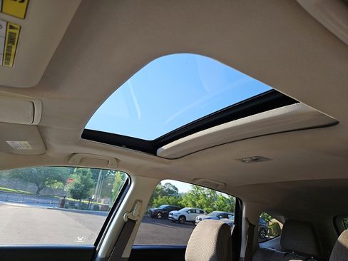 Used 2012 Honda CR-V EX image 14