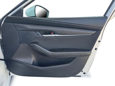 Used 2025 MAZDA MAZDA3 s FWD image 18