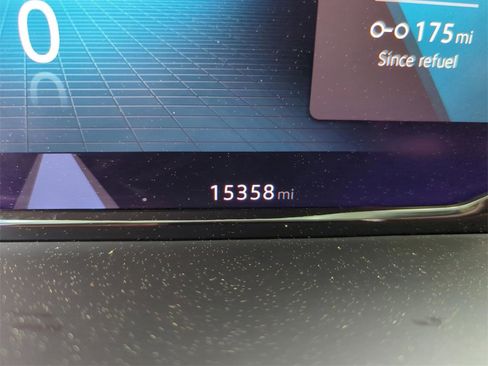 Used 2025 Volkswagen Atlas SE image 42