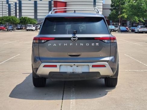 Used 2023 Nissan Pathfinder SL w/ SL Premium Package FWD image 6