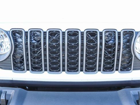 Used 2025 Jeep Wrangler Unlimited Sport AWD/4WD image 6