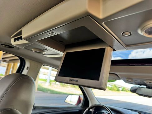 Used 2014 GMC Acadia Denali FWD image 29