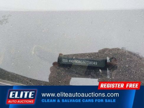 Used 2017 Kia Sportage LX image 18