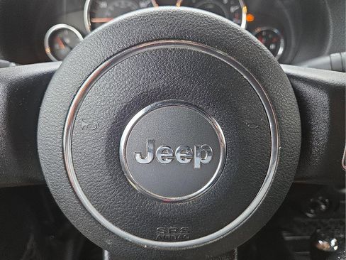 Used 2016 Jeep Wrangler Unlimited Sport w/ Quick Order Package 24S AWD/4WD image 21