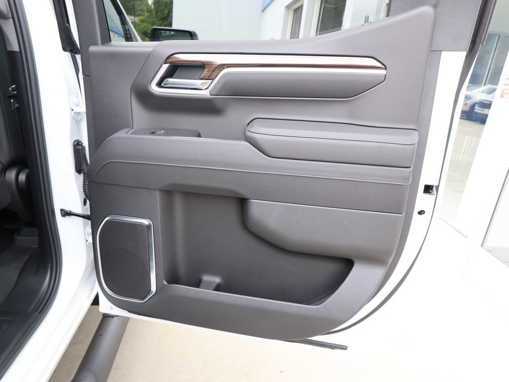 New 2026 Chevrolet Silverado 1500 RST w/ RST Select Package AWD/4WD image 36