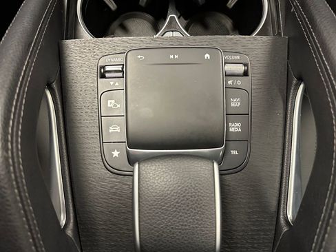Used 2023 Mercedes-Benz GLE 350 4MATIC image 24