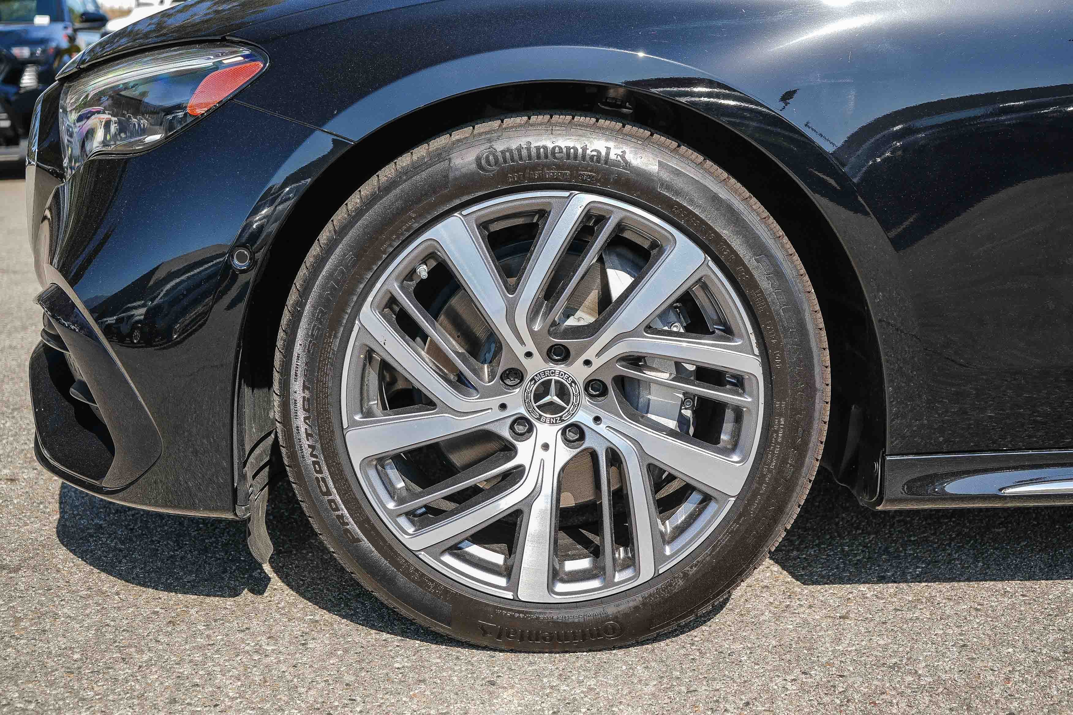 Used 2025 Mercedes-Benz E 350 Sedan w/ Winter Package image 11