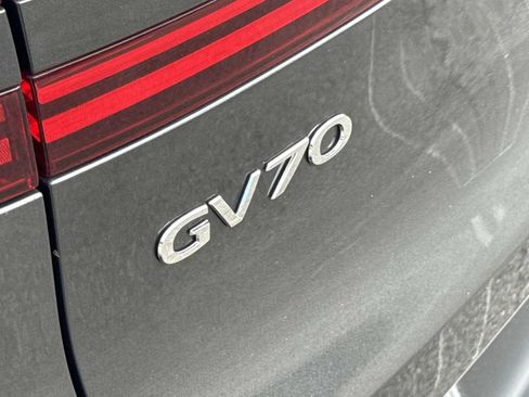 Used 2024 Genesis GV70 2.5T w/ Select Package AWD/4WD image 10