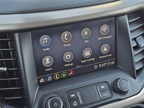 Used 2020 GMC Acadia Denali image 17