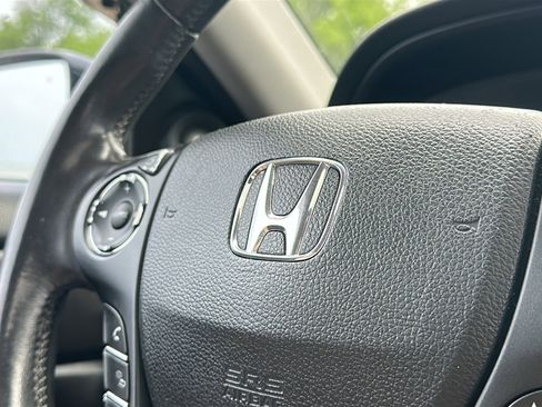 Used 2013 Honda Accord Touring image 30