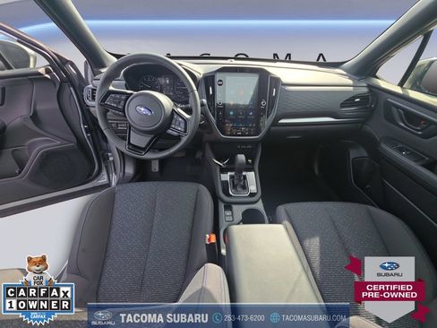 Used 2025 Subaru Forester Premium AWD/4WD image 12