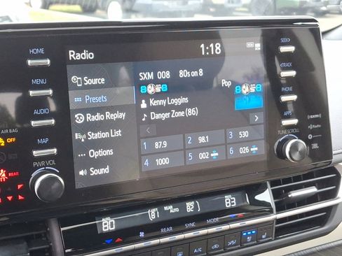 Certified 2024 Toyota Sienna Limited image 19