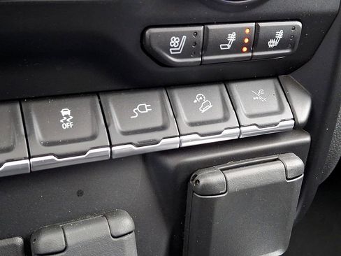 Used 2022 GMC Sierra 3500 Denali image 23