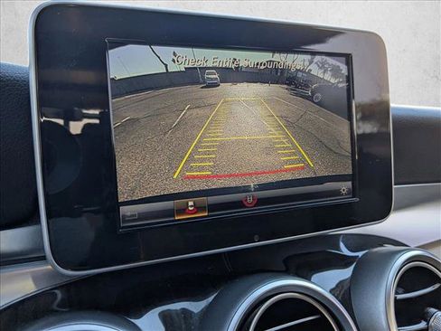 Used 2018 Mercedes-Benz C 300 4MATIC Sedan image 14