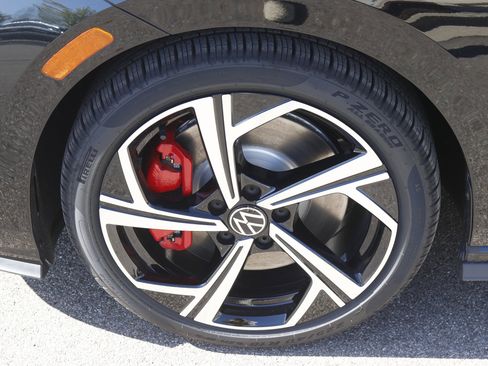 New 2025 Volkswagen GTI SE image 10