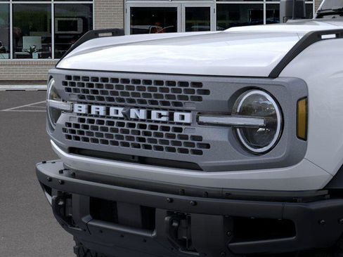 New 2025 Ford Bronco Badlands image 19