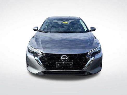 Used 2024 Nissan Sentra SV image 2